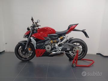 Ducati Streetfighter V2