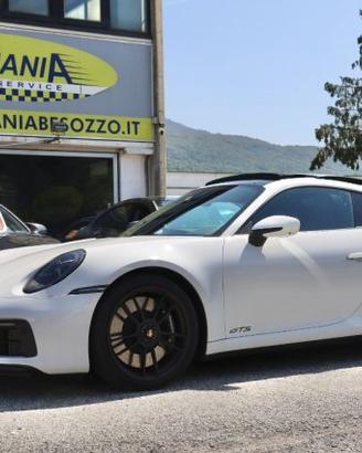 PORSCHE 911 992 Carrera 4 GTS