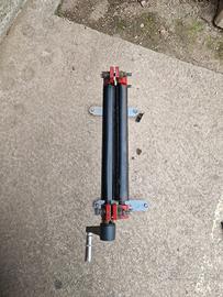 strizza pelle a parete