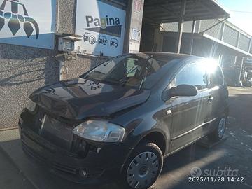 VOLKSWAGEN FOX 1.2 B 2007 BMD  PER RICAMBI