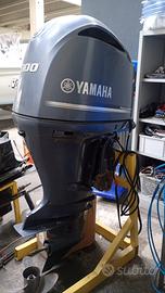 Motore fuoribordo yamaha 300