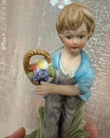 Statuetta vintage in ceramica