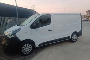 RENAULT TRAFIC FURGONE EURO 6