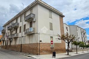 3 LOCALI A TORREMAGGIORE