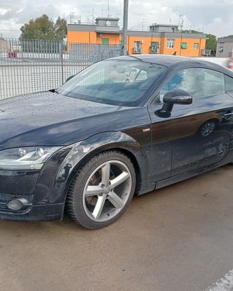 Audi TT quattro S Line