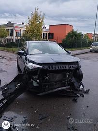 Hyundai i20 incidentata