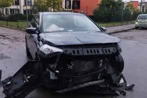 Hyundai i20 incidentata