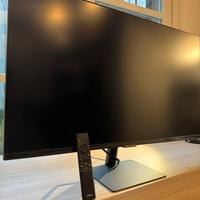 SMART MONITOR 32” UHD (Samsung M5)