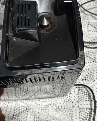 Macchina caffè automatica DELONGHI