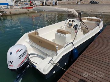 Speedy 6.40 open 10 persone a bordo