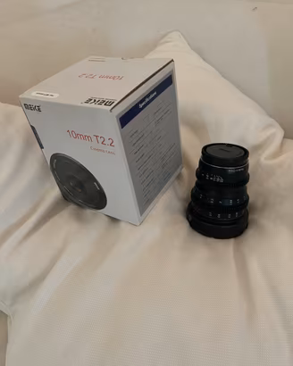 Obiettivo Cine Meike 10 mm T 2.2 per micro 4/3
