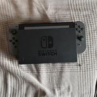 Nintendo switch grigia con accessori