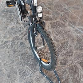 Bicicletta pedalata assistita EKLETTA PIEGA