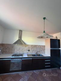 Cucina funzionale o adatta per la tavernetta