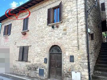 Appartamento di 100 m² con 5 locali a Gaiole in Ch
