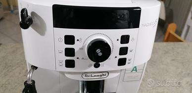 Macchina caffè Magnifica S Delonghi