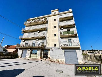 Appartamento di 150 m² con 4 locali a Canicattì