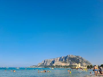 Mondello porzione appartamento vicino piazza