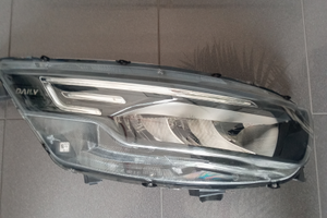 Proiettore DX Iveco Daily 2025