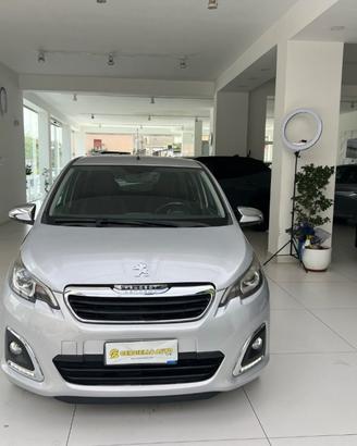 PEUGEOT 108 PureTech 82 5porte Allure da €90,00