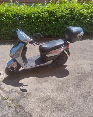 Scooter Yadea T9L
