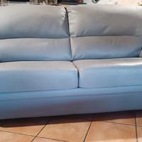 Divano 3 posti colore grigio