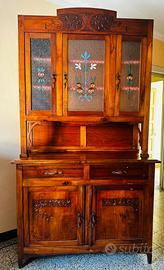 Credenza dei primi anni del 900