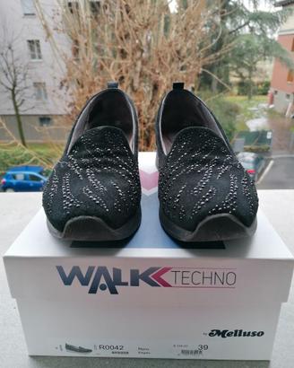Scarpe Melluso Walk camoscio nero e brillantini