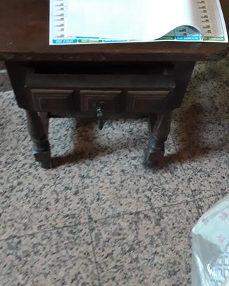 comodino legno stile anni 20