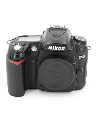 Nikon D90