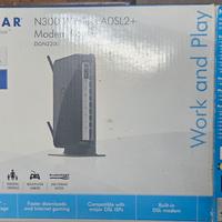 Modem Router Netgear DGN2200-100PES WiFi ADSL2+