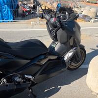 xmax 300