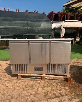 Frigo bar saladette 3 porte gastrodomus