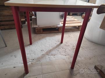 Tavolo quadrato 
