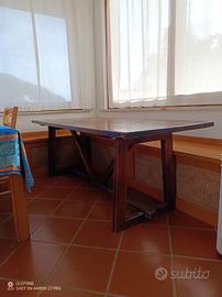 tavolo in legno massello 