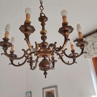 Lampadario, applique e specchio