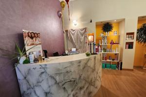 Vendita negozio con attivita'