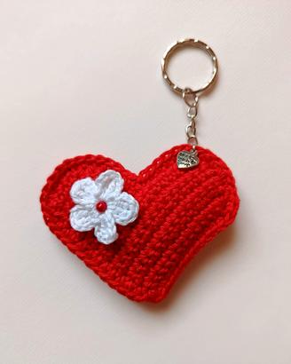 PORTACHIAVI CUORE FATTO A MANO ALL'UNCINETTO 