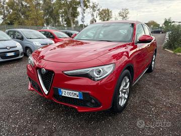 Alfa Romeo Stelvio 2.2 Turbodiesel 180 CV AT8 RWD 