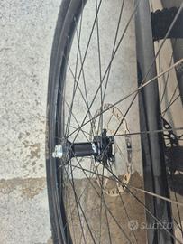  Cerchi carbonio MTB 29 boost canale chiuso 