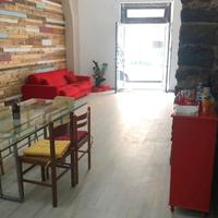 Bottega Via F.Crispi/Via d'Amico