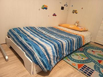 Letto basso stile Montessori 