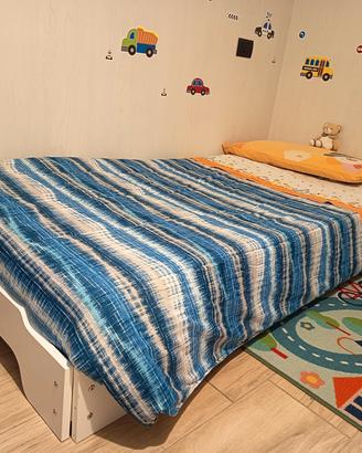 Letto basso stile Montessori 