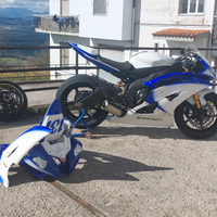 Yamaha r6 s.s. 2010
