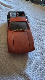 modello auto Politoys M 1/25 N576 De Tomaso Mangus