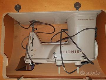 MACCHINA DA CUCIRE SINGER CON MOBILETTO