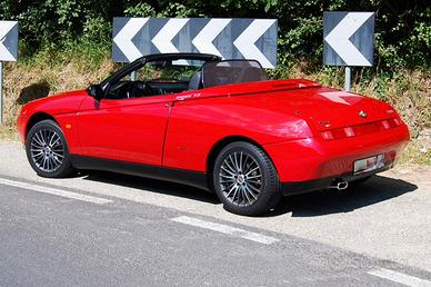 Alfa Romeo Spider 916 2000 Twin Spark