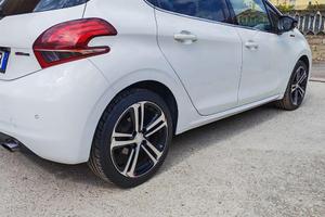 Peugeot 208 GT Line 1.6 120cv 5 porte