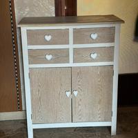 Credenzina shabby chic - 4 cassetti + 2 ante