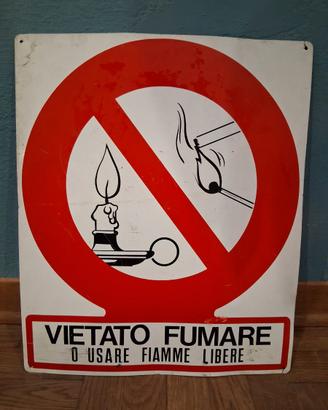 Cartello vietato fumare